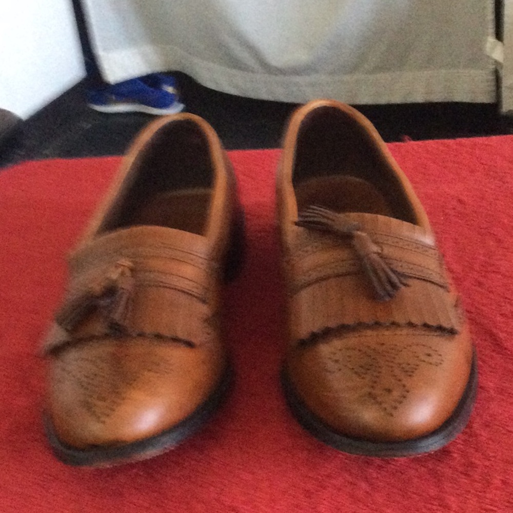 Men's Tan Tassel Loafers - Classic Leather Dress Shoes